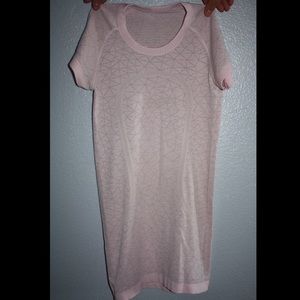 Lululemon swiftly tech tshirt