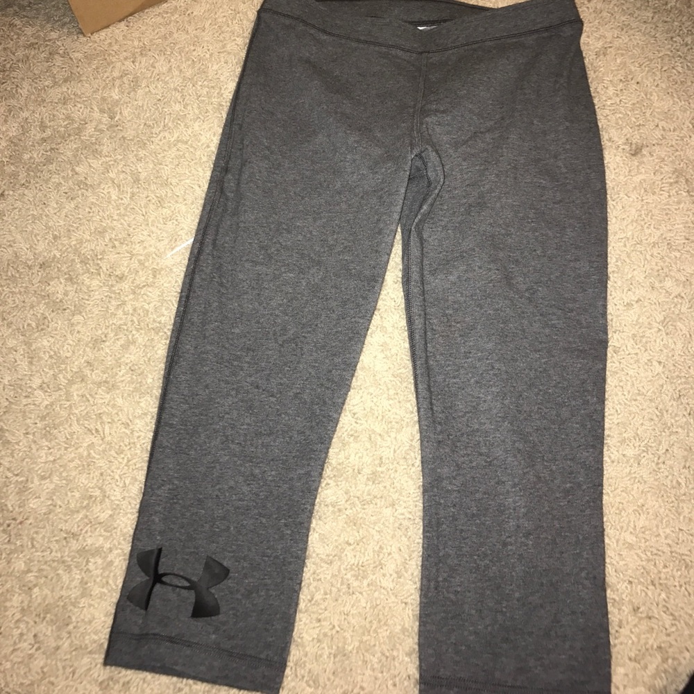Mid calf length yoga pants