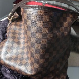 Mm delightful Louis Vuitton