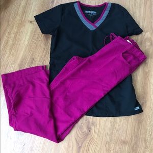 Greys anatomy scrub set. Small/XSTall