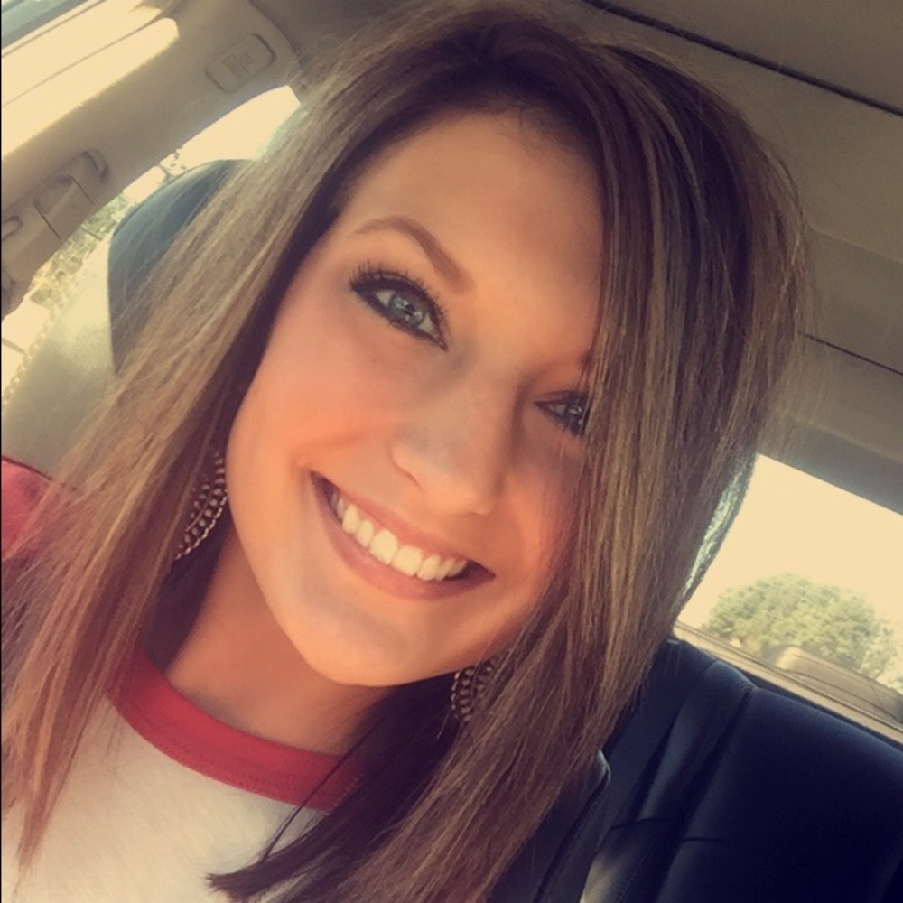 Meet your Posher, Brooke