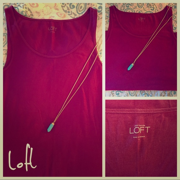 LOFT Tops - Large LOFT essential tank top! Like new!