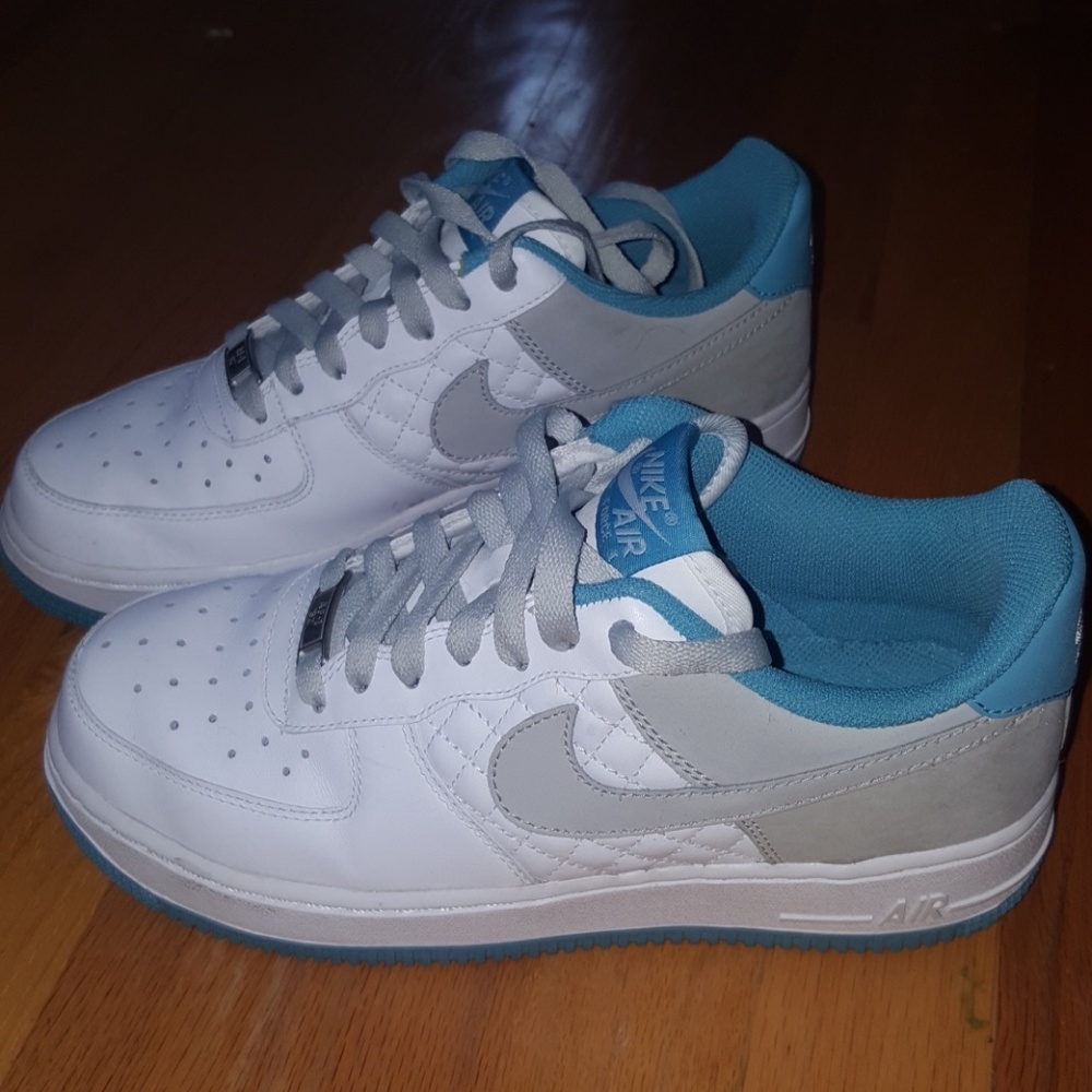 Womens Nike air force 1 low top