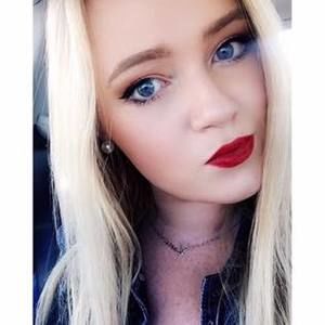 Meet your Posher, Kacie