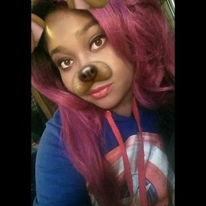 Meet your Posher, Marissa