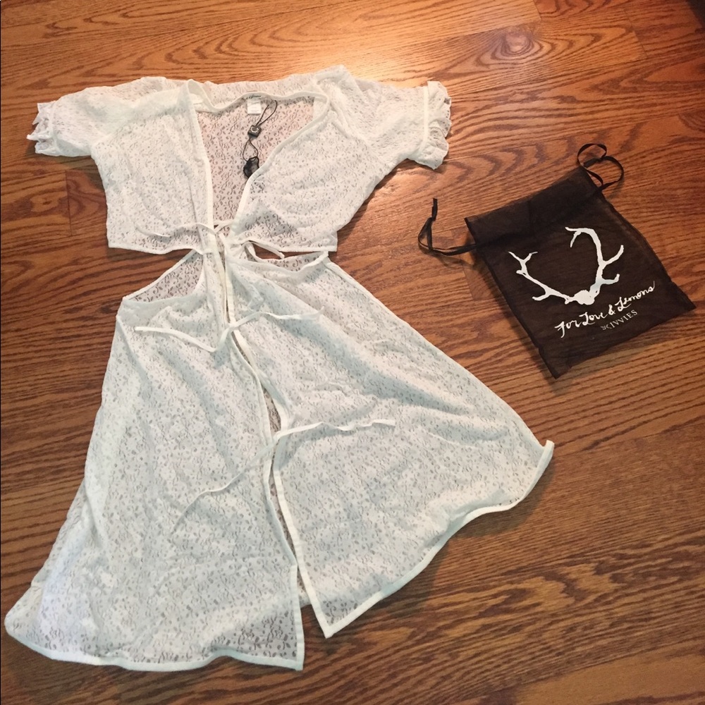For Love and Lemons Cindy Robe - SM - NWT