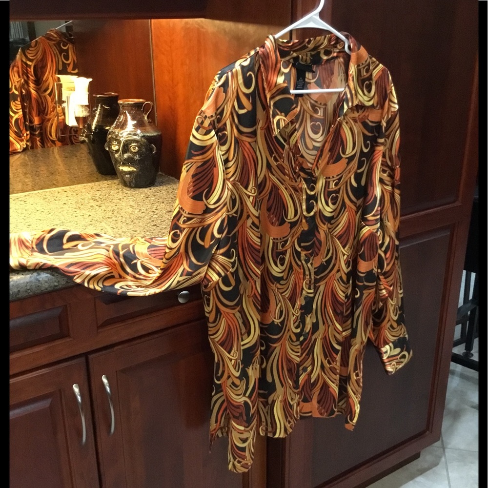 Fun Psychedelic Spiral Shirt nwot
