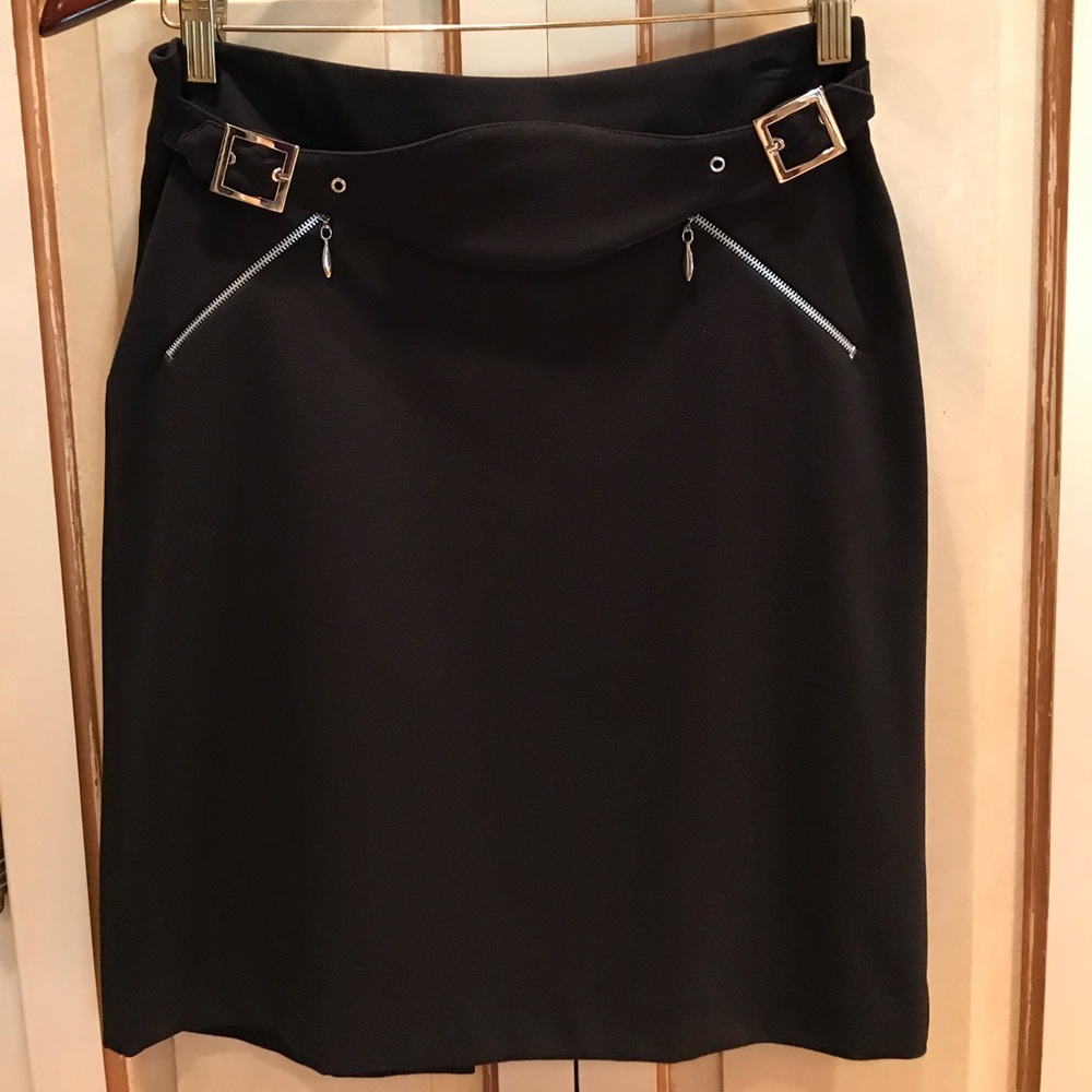 NWT Cache Skirt