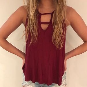 Maroon tank