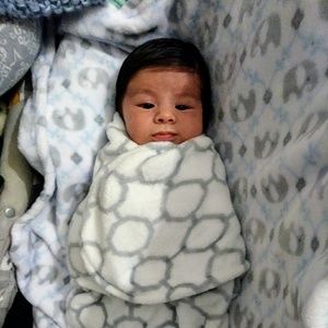 Meet your Posher, Debrah