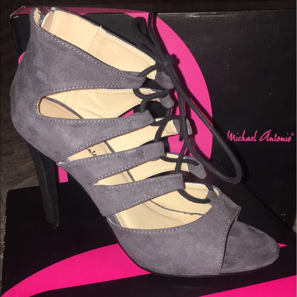 Michael Antonio heels