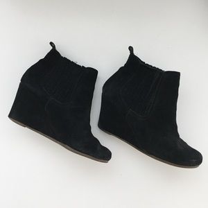 DV Posie Wedge Bootie