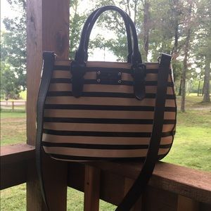 ♠️Kate Spade♠️Carlisle Street Sylvie Strip Patent