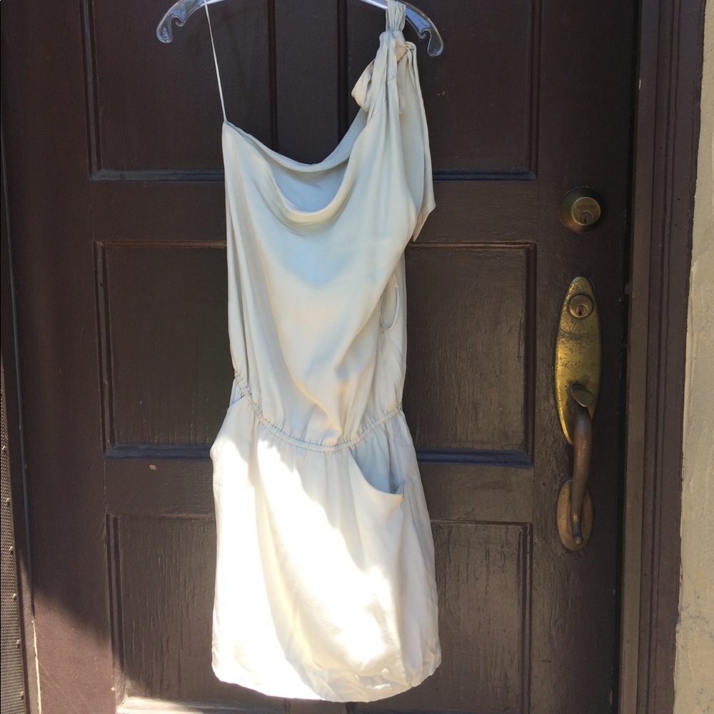 Off should silk dress w/pockets