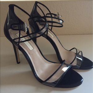 BCBGeneration Blk-patent leather clear strap