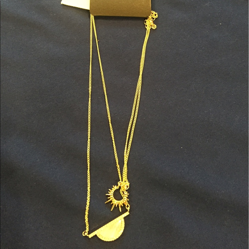 Aeropostale necklace