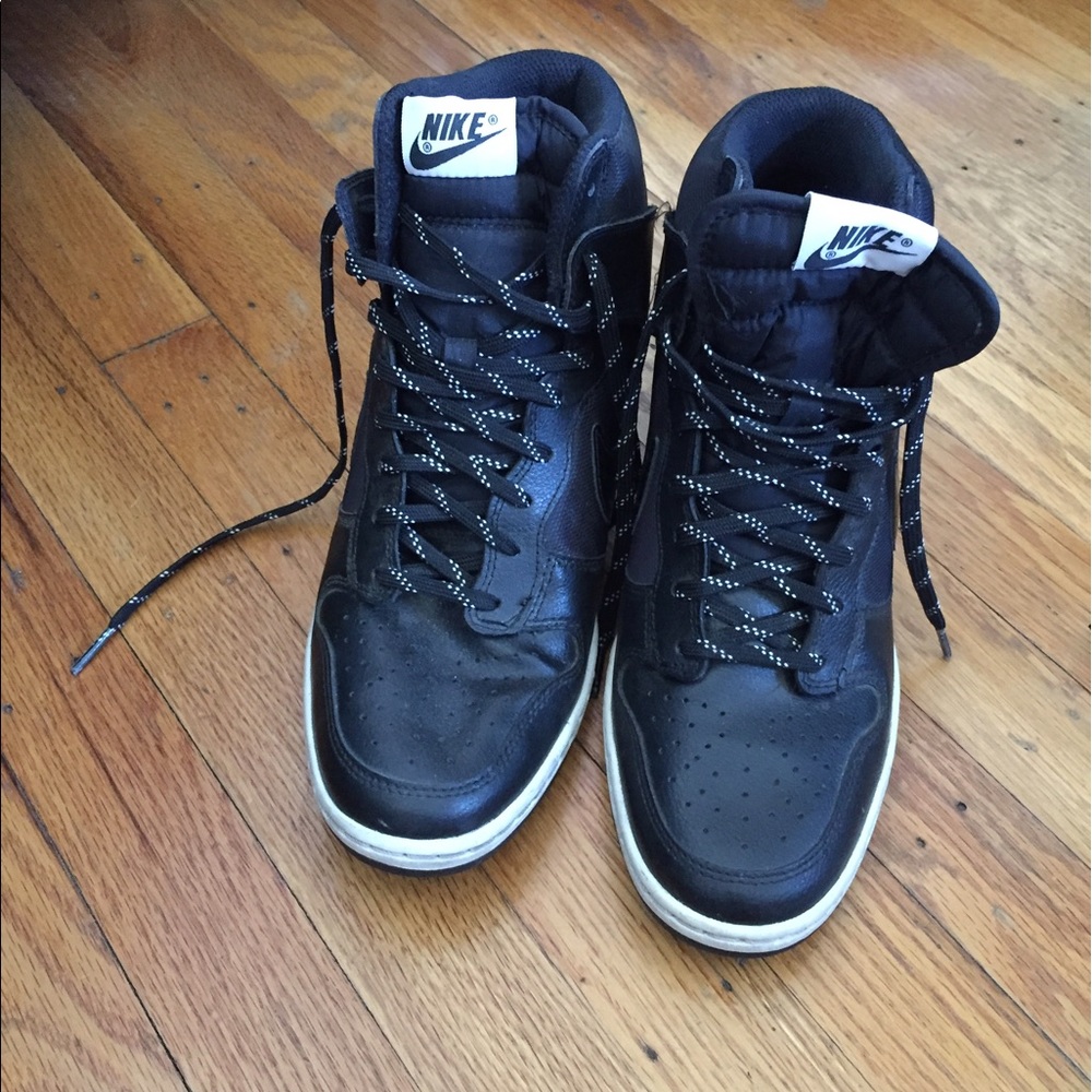 Like NEW Nike high top wedge