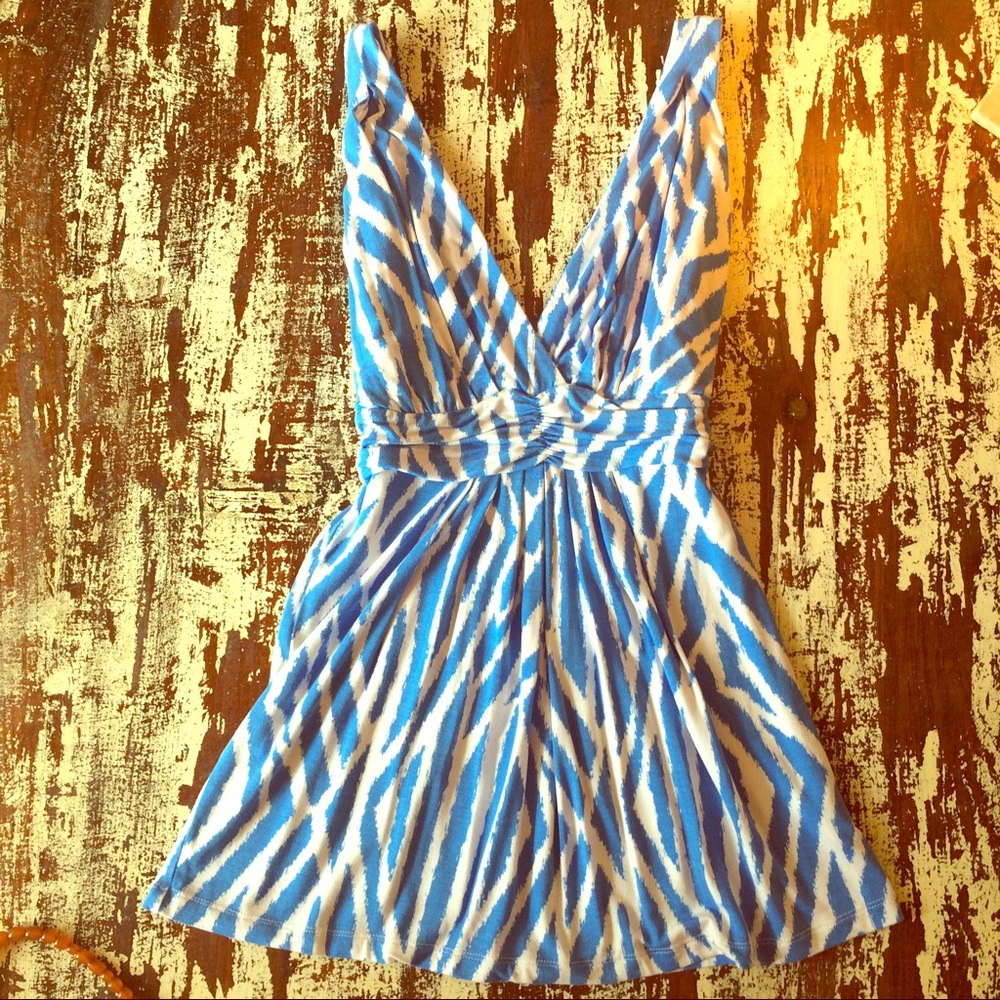 SOLD Tart Sleeveless Top - Picture 3 of 5