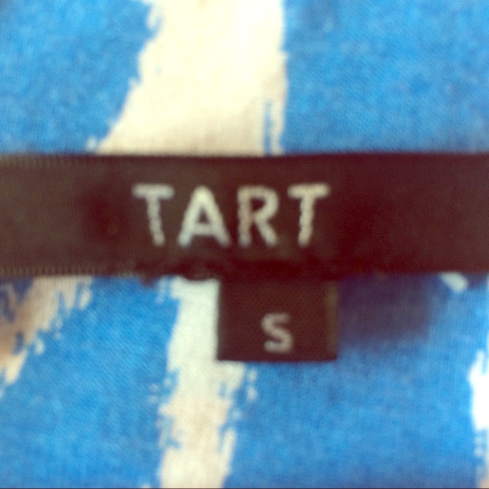 SOLD Tart Sleeveless Top - Picture 5 of 5