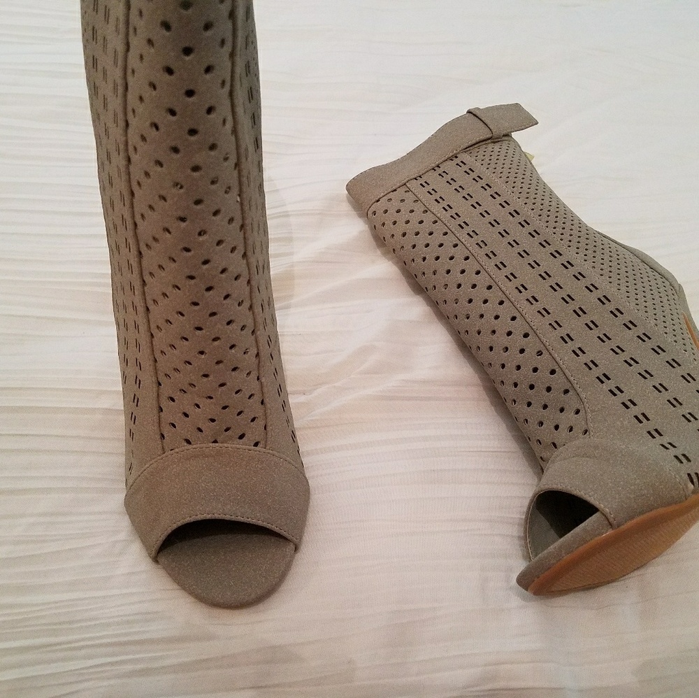 Grey Cut Out Peep Toe Booties - Picture 3 of 4