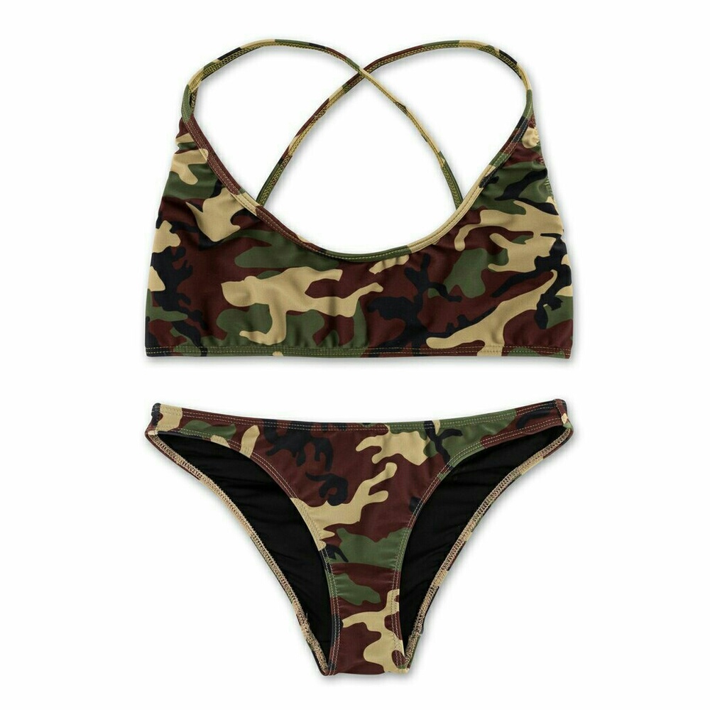 Kylie Jenner Camo Bathing Suit - Picture 3 of 4