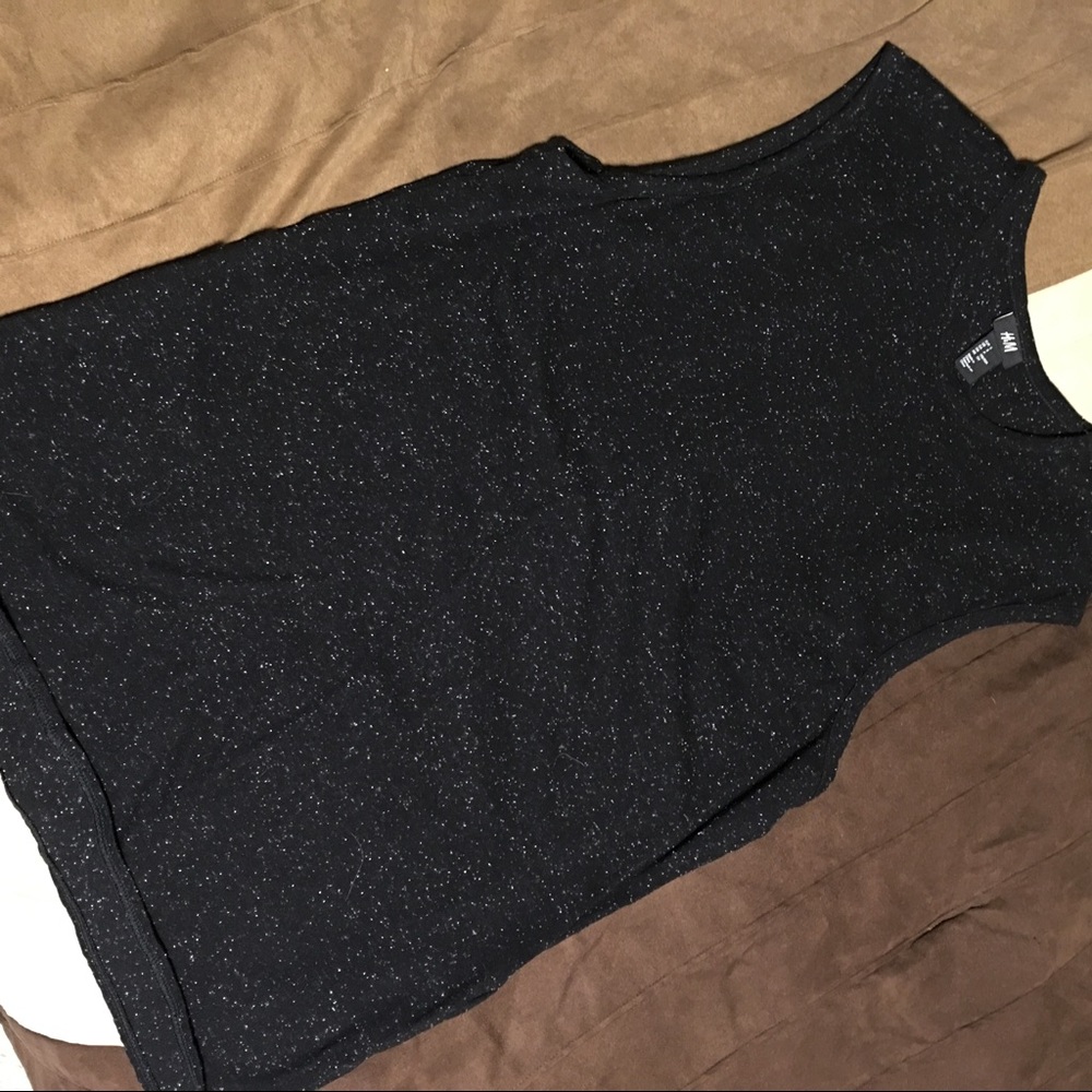 H&M men's black speckled tank top