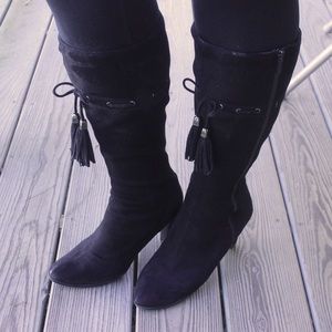 Tall black boots - Women's - Size 9