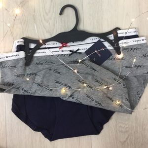 Bogo 50% off Tommy Hilfiger hipster underwear set