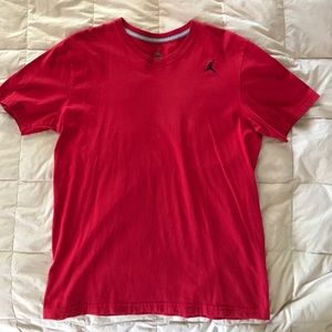 Jordan v-neck tee