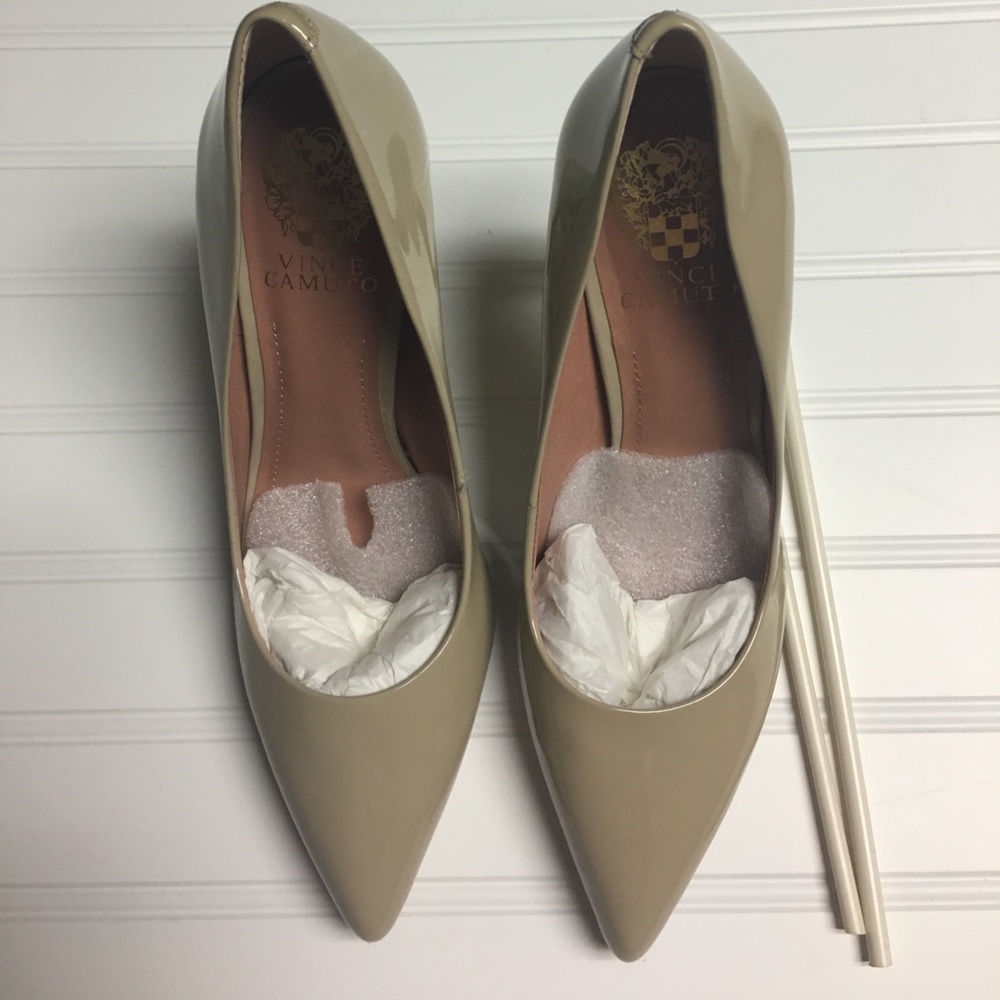 Woman shoes new without tag