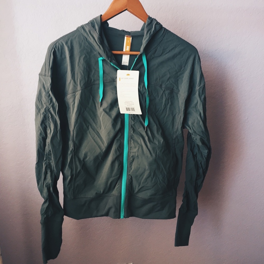 "Get Going" BRAND NEW WITH TAGS LUCY JACKET