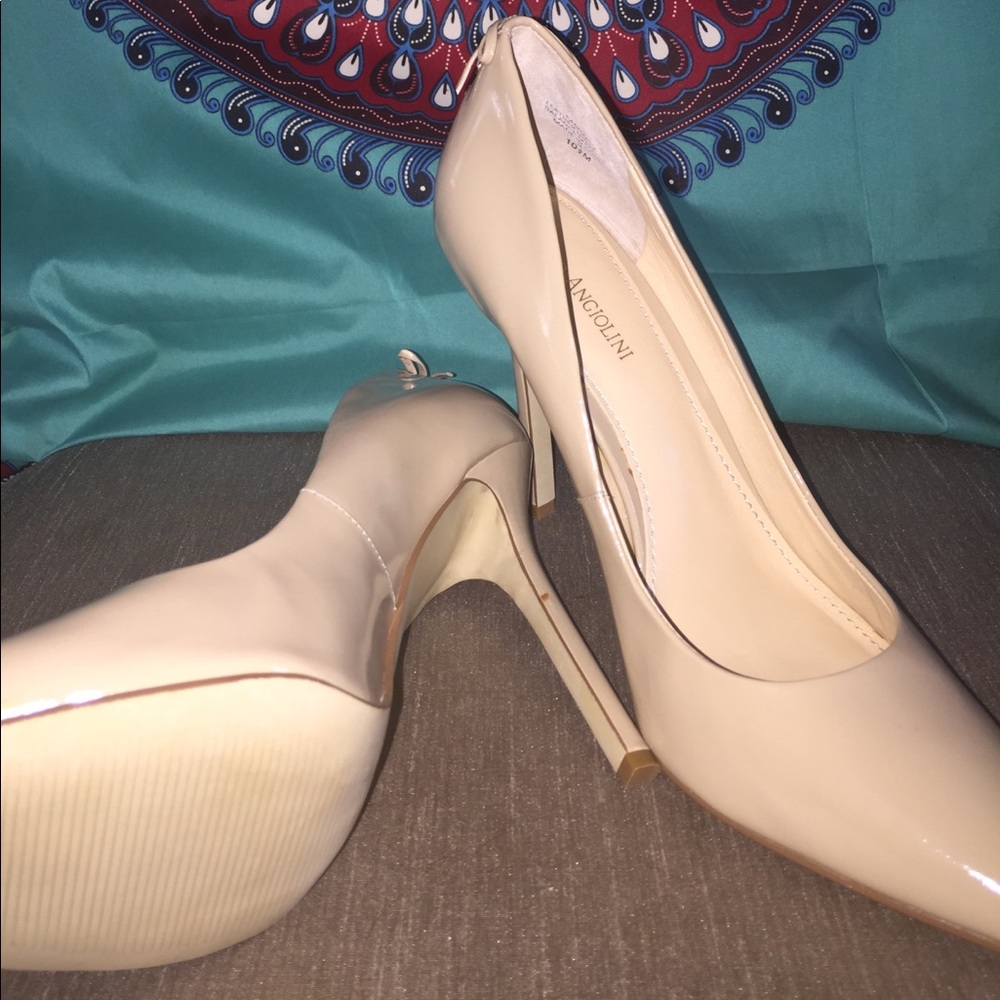 Heels!!! - Picture 3 of 4