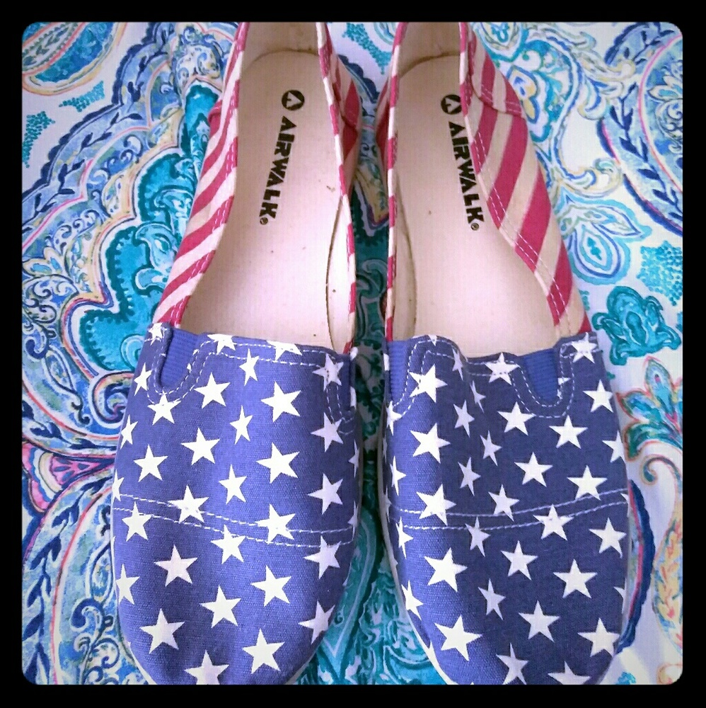 Airwalk American Flag shoes (FINAL MARKDOWN)