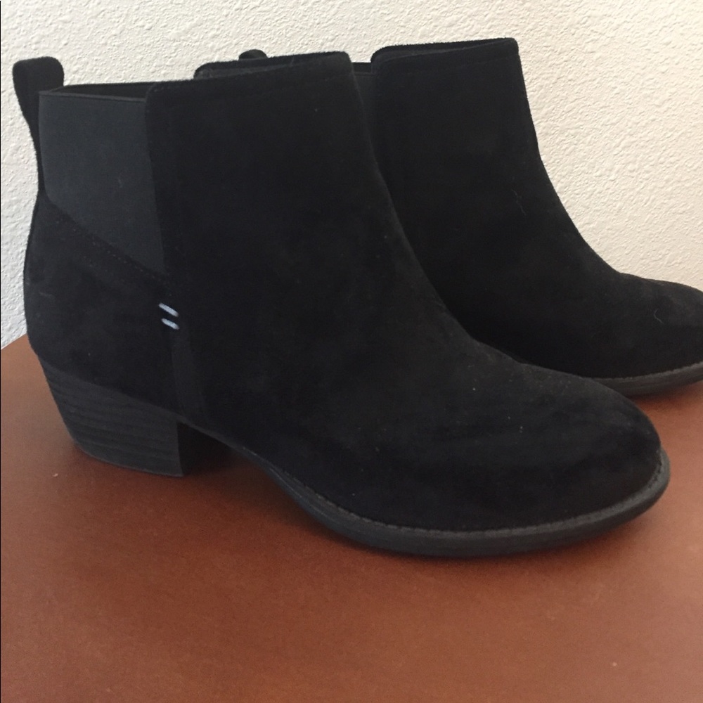 Dr shcolls black boots size 8