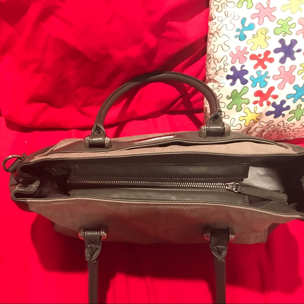 Purse - Picture 3 of 3