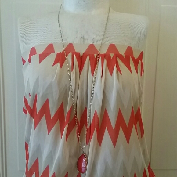 Chevron Maxi Dress - Picture 3 of 6