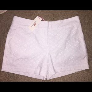 Vineyard Vines White Shorts NWT