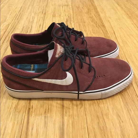 nike sb janoski burgundy