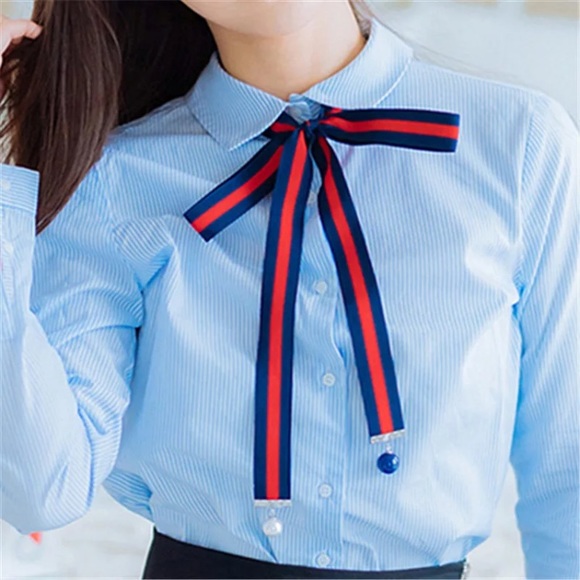 Red and green stripe tie necklace with pearl tips - Picture 2 of 2