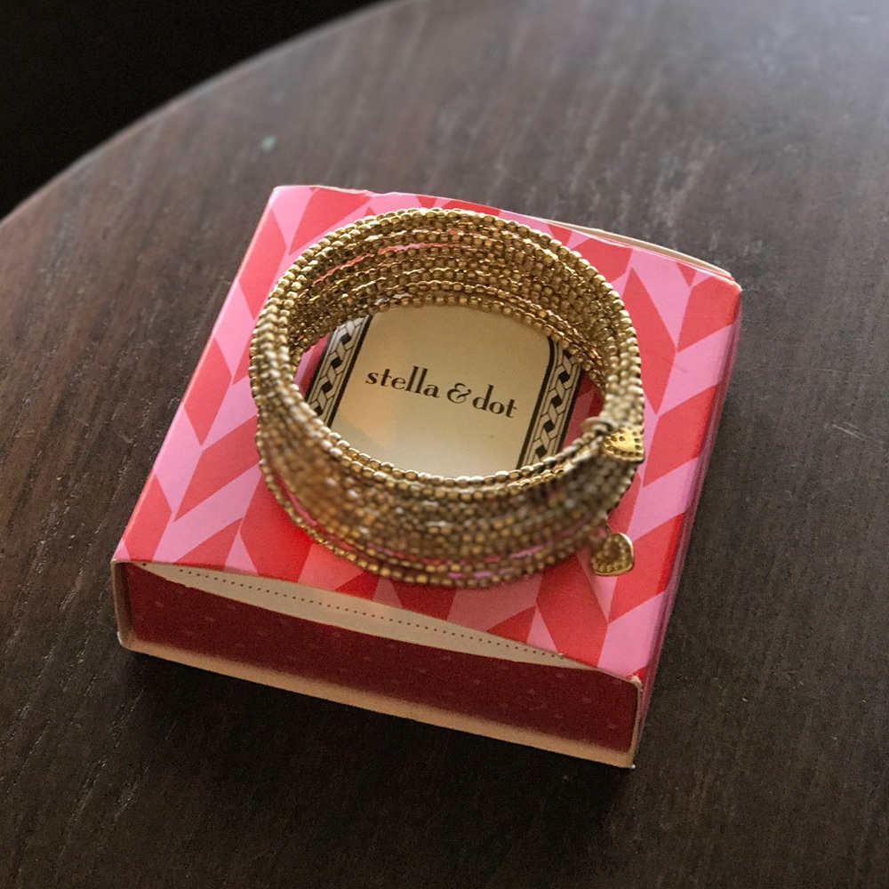 Stella & Dot gold "stacked" bracelet