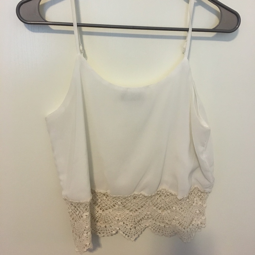 White and crochet crop top