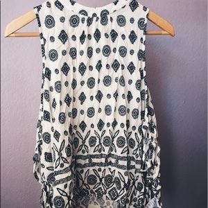 Patterned light blouse