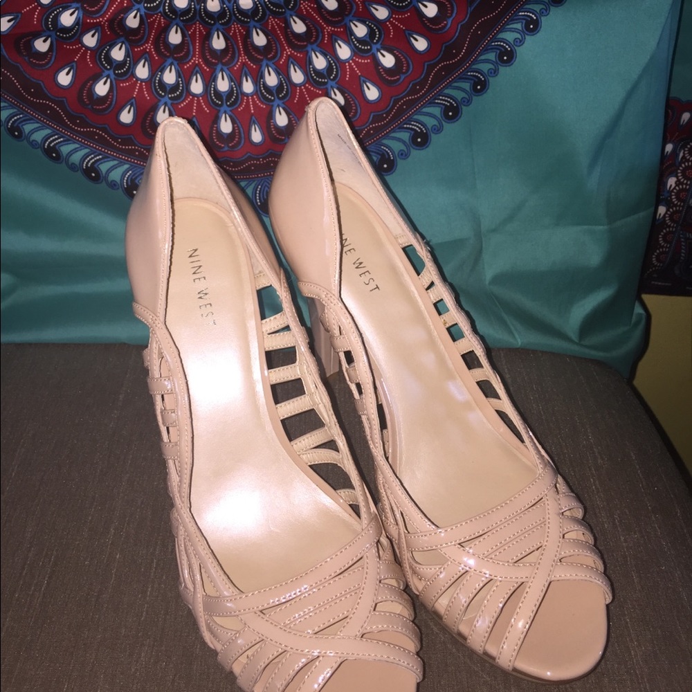 Heels!!! - Picture 2 of 4