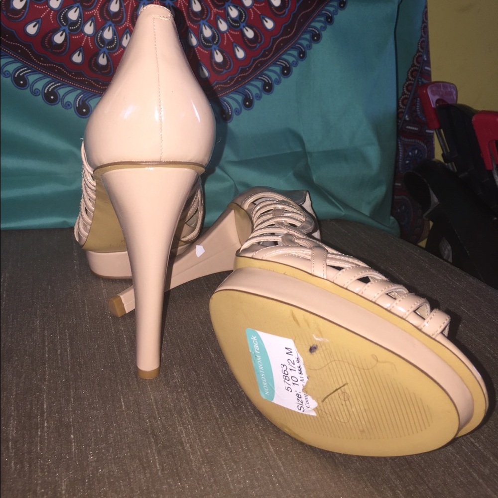 Heels!!! - Picture 3 of 4