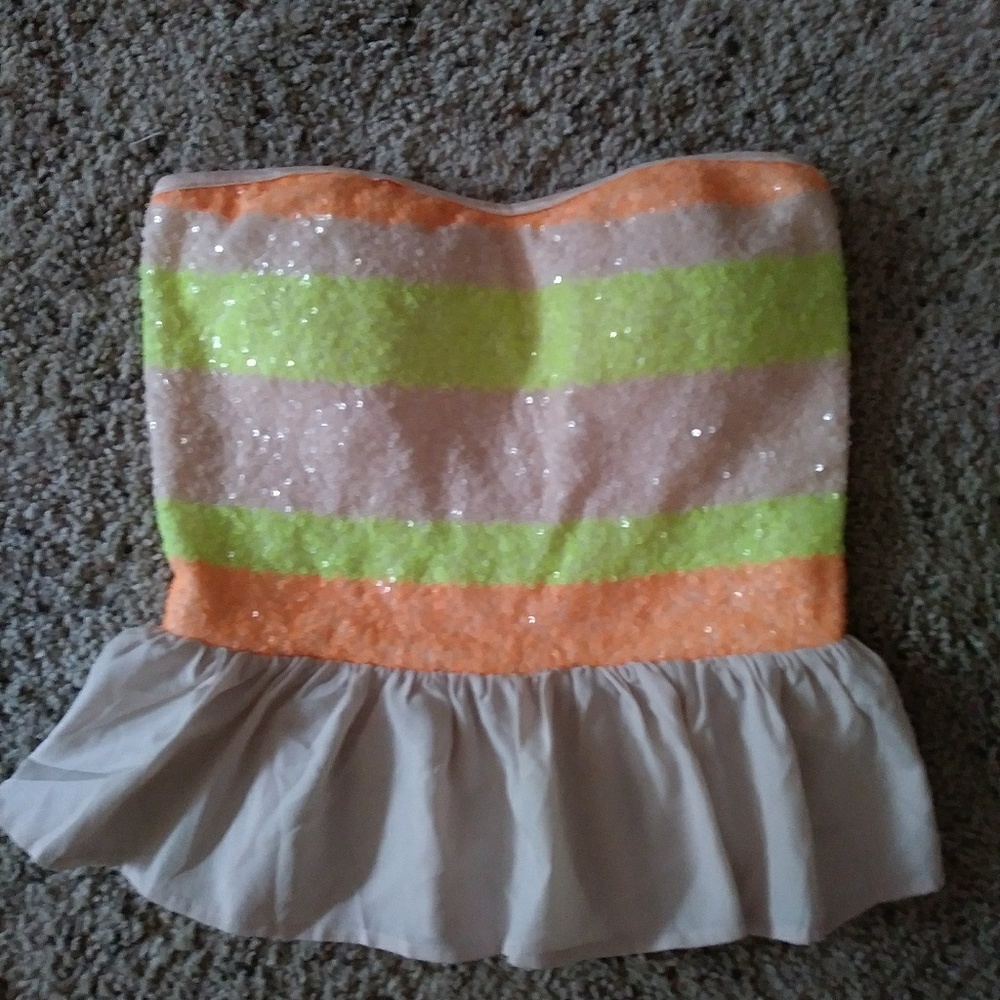 Sequined top - Picture 2 of 2