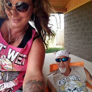 Meet your Posher, Elaine