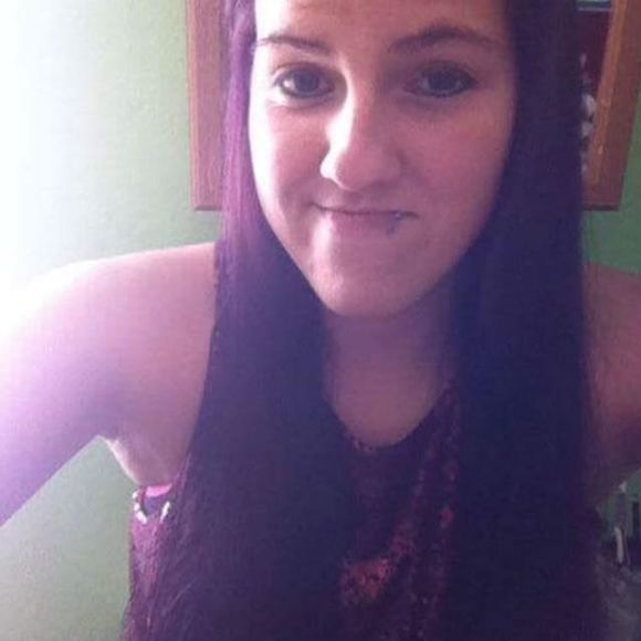 Meet your Posher, Allyssa - Picture 1 of 1