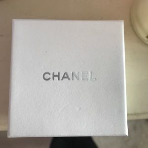chanel box