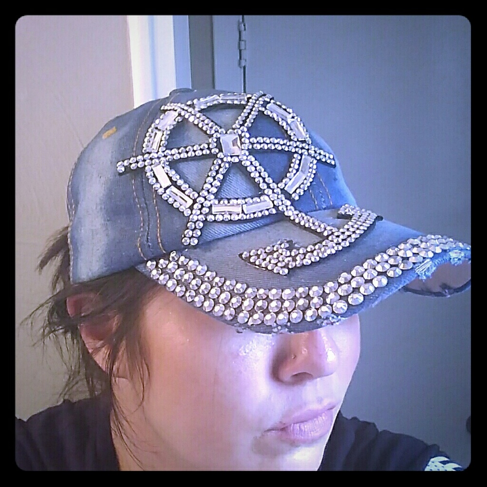 Blingy Distressed  Anchor hat