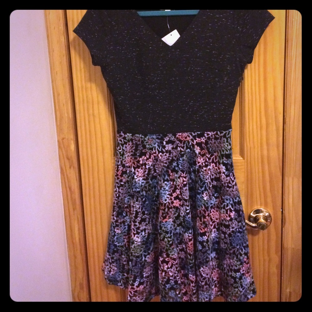 New with Tags Maison Jules Dress